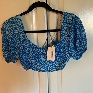 blue cropped blouse